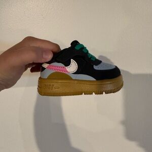 Nike Baby Sneakers Black and Gold